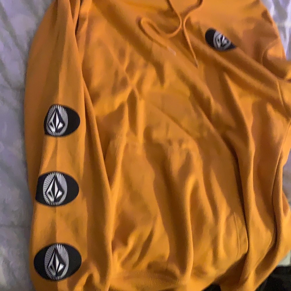 Volcom Sweater - Picture 2 of 2